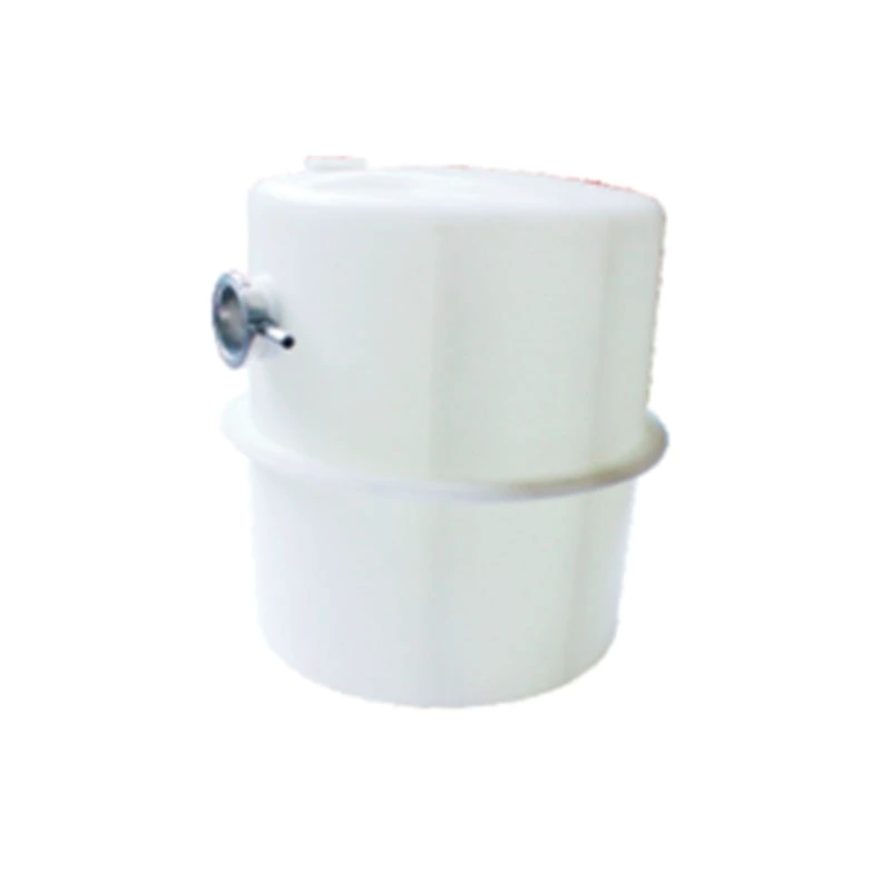 Truck Radiator Coolant expansion Tank 9405010003 A9405010003 A940.501.00.03 940.501.00.03 8MA536705-361  FOR MERCEDES-BENZ