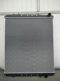 0437264S, 238686, 613RA061 2001-1774 aluminum-plastic radiator for Freightliner Business Class M2
