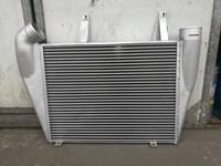 ENGINE COOLER 77884-6001 0005000103 000.500.01.03 000 500 01 03 8ML376727651 INTERCOOLER FOR MERCEDES-BENZ