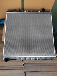 0437264S, 238686, 613RA061 2001-1774 aluminum-plastic radiator for Freightliner Business Class M2