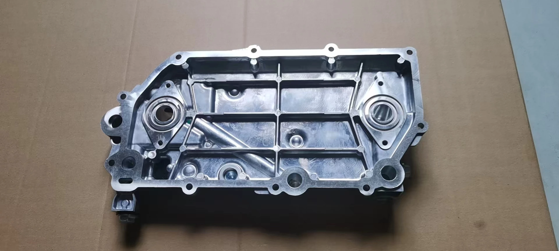 SCANIA OIL COOLER COVER 1795526  1.795.526