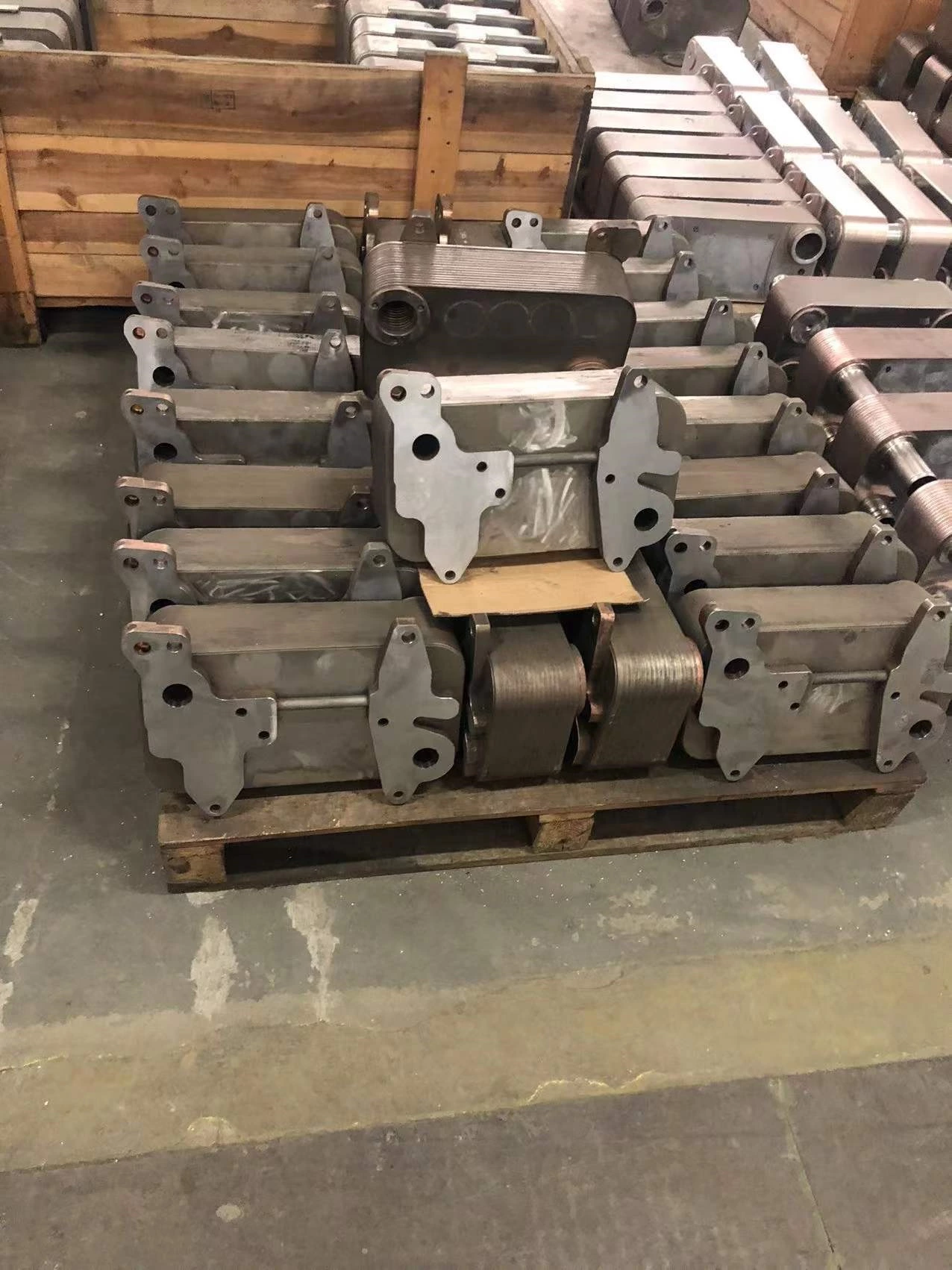 Engine Parts EGR Om473 A4731400575 Oil Cooler for Mercedes-Benz Actros