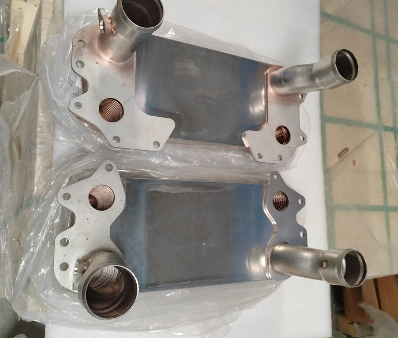 Transmission Heat Exchanger Oil Cooler 0501221844 0501221845 0501218027 for ZF Truck Spare Parts