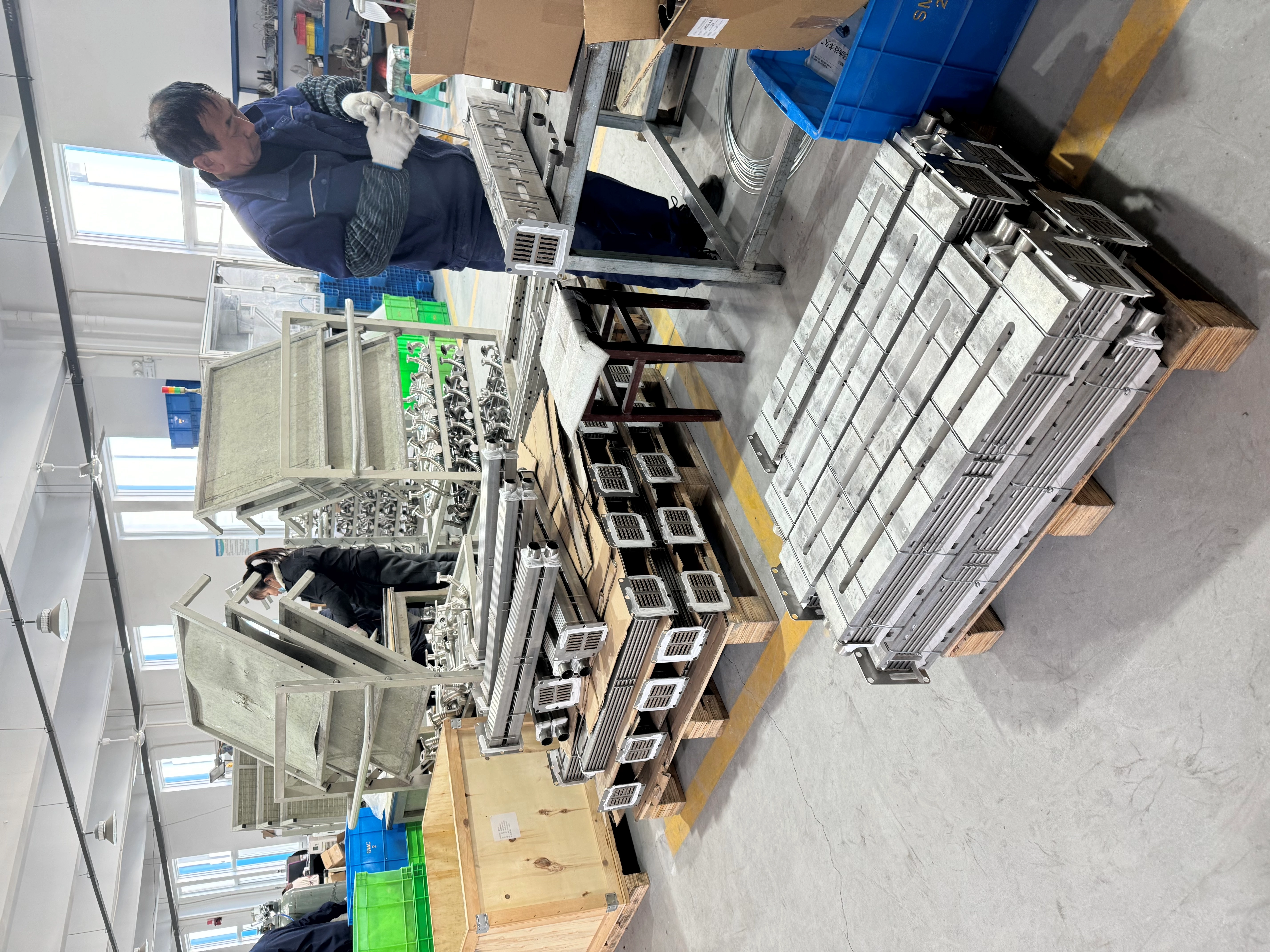 85136428 for Volvo Mack  D13 EGR Cooler