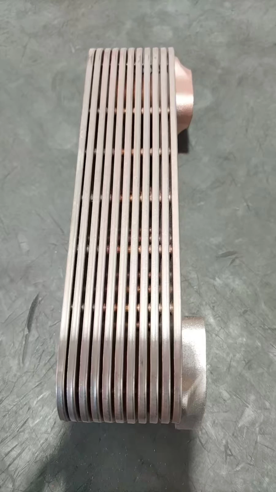 10 layers 51.05601-0163  MAN ENGINE COOLER