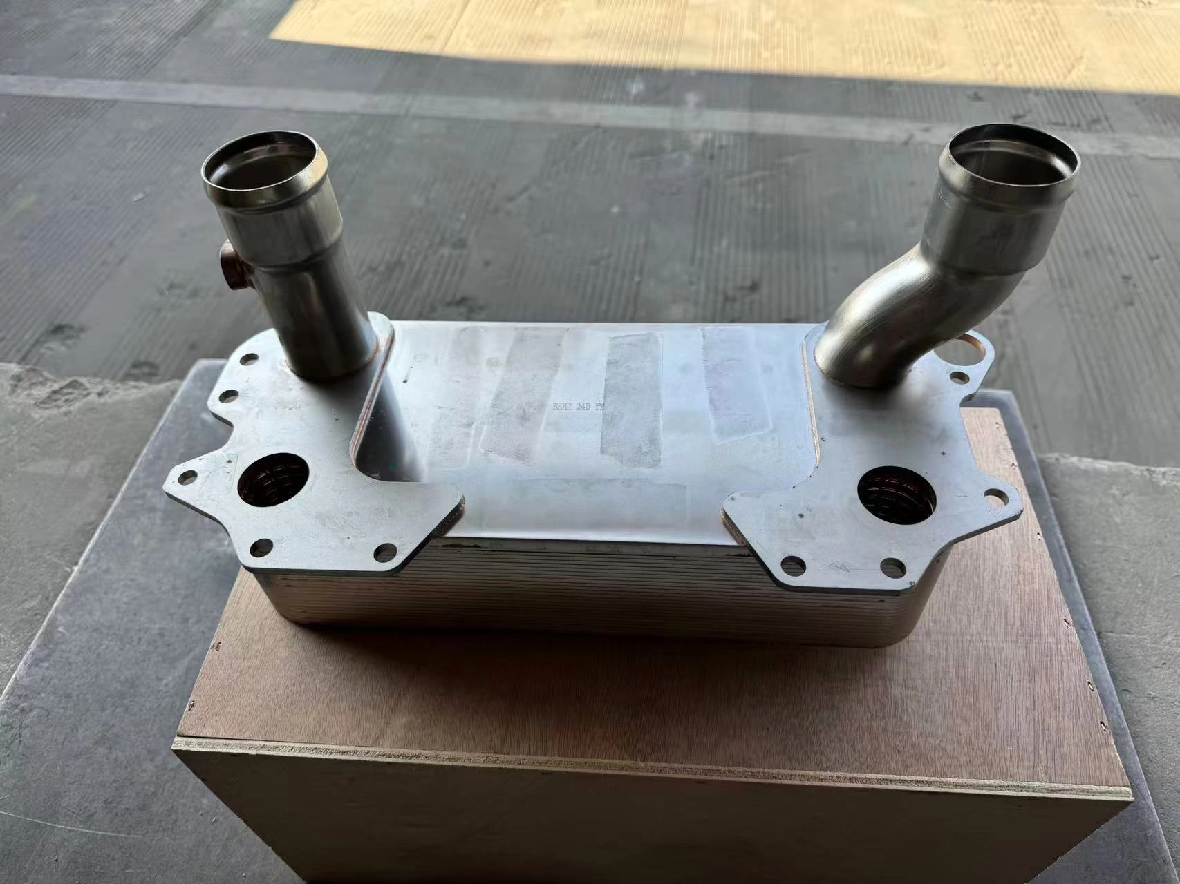 LianHeng oil cooler for ZF series Yip auto parts